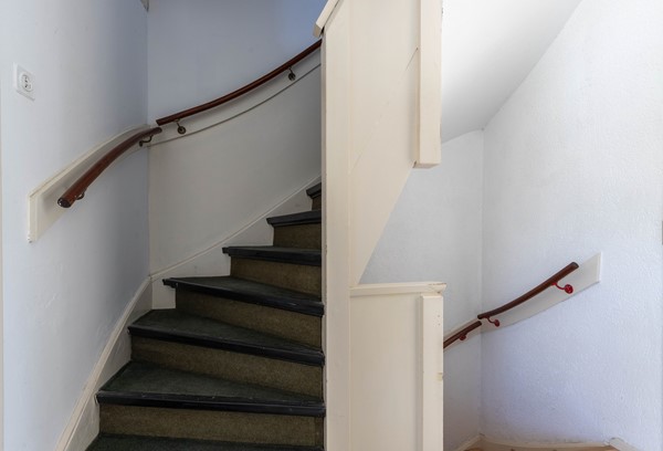 Medium property photo - Anna van Saksenstraat 16, 2351 RL Leiderdorp